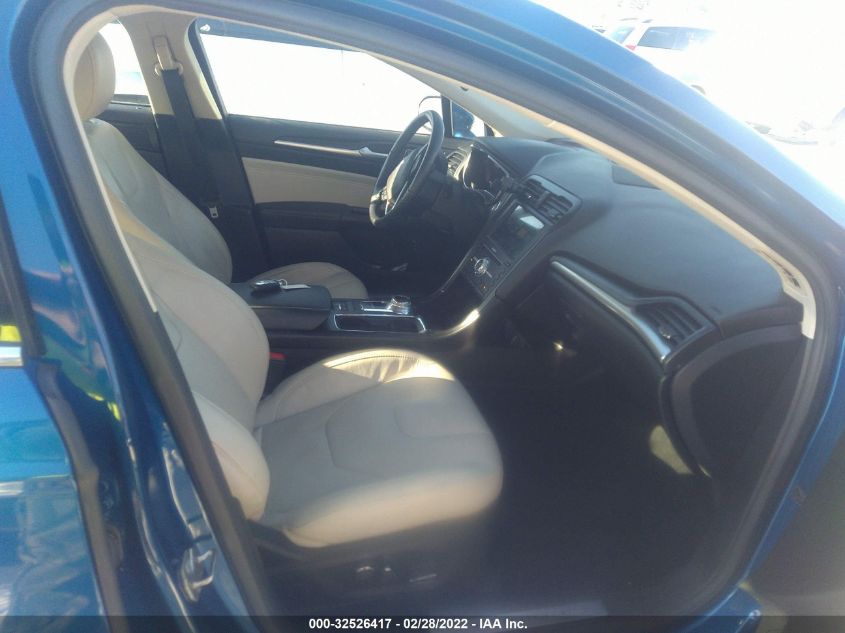 2017 FORD FUSION ENERGI TITANIUM 3FA6P0SU8HR255180