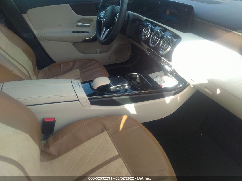 2021 MERCEDES-BENZ A-CLASS A 220 W1K3G4FB8MJ272407