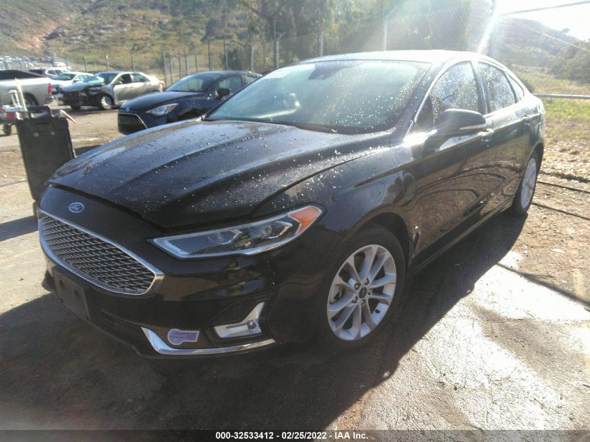 2019 FORD FUSION ENERGI TITANIUM 3FA6P0SU9KR142815