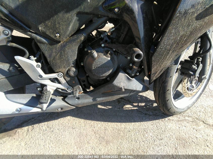2012 HONDA CBR250 R MLHMC4101C5207340
