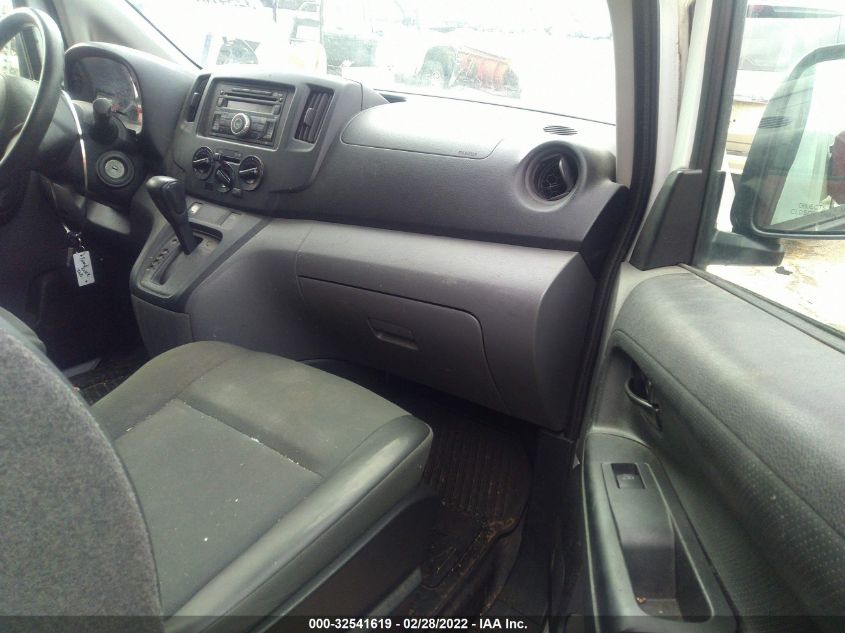 2015 NISSAN NV200 S 3N6CM0KN5FK698811
