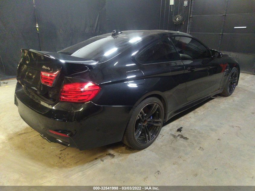 2015 BMW M4 WBS3R9C52FK329187
