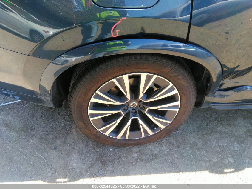 2022 VOLVO XC90 MOMENTUM YV4A22PK9N1784047