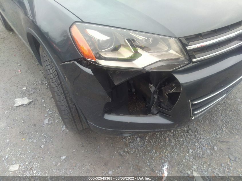 2013 VOLKSWAGEN TOUAREG LUX WVGEF9BP7DD005838