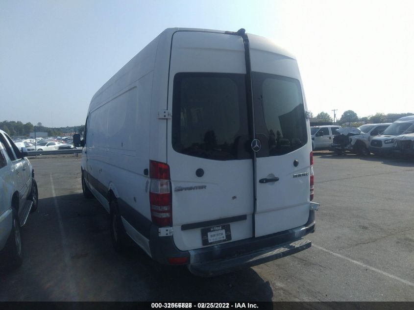 2013 MERCEDES-BENZ SPRINTER CARGO VANS WD3PE8CCXD5784128