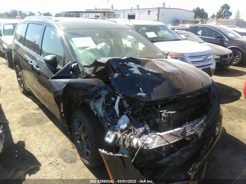 2C4RC1EG8JR177882 2018 CHRYSLER PACIFICA, photo no. 1