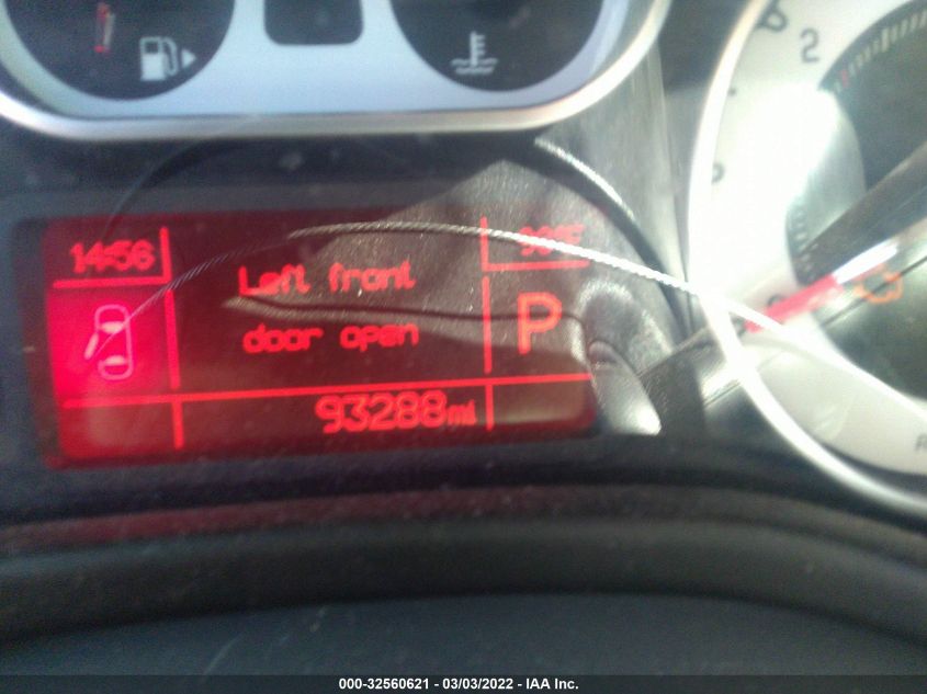 2014 FIAT 500L POP ZFBCFAAH3EZ016012
