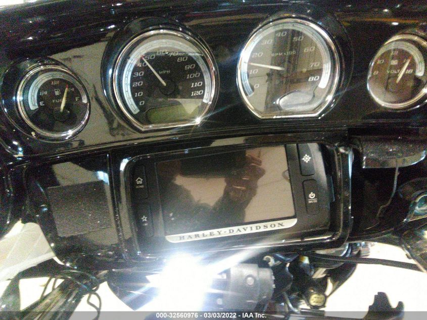 2014 HARLEY-DAVIDSON FLHTK ELECTRA GLIDE ULTRA LTD 1HD1KEL14EB605696