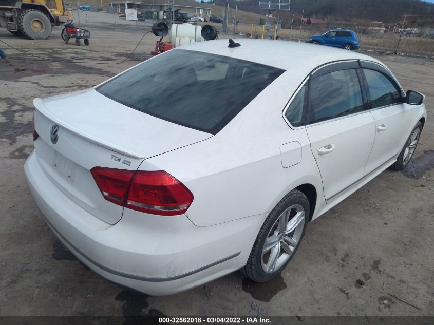 2013 VOLKSWAGEN PASSAT TDI SE W/SUNROOF & NAV 1VWBN7A3XDC049493