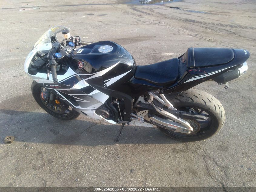 2016 HONDA CBR600 RR JH2PC40J5GK200853