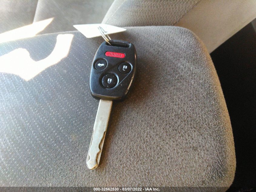 2013 HONDA CIVIC SDN LX 19XFB2F51DE225396