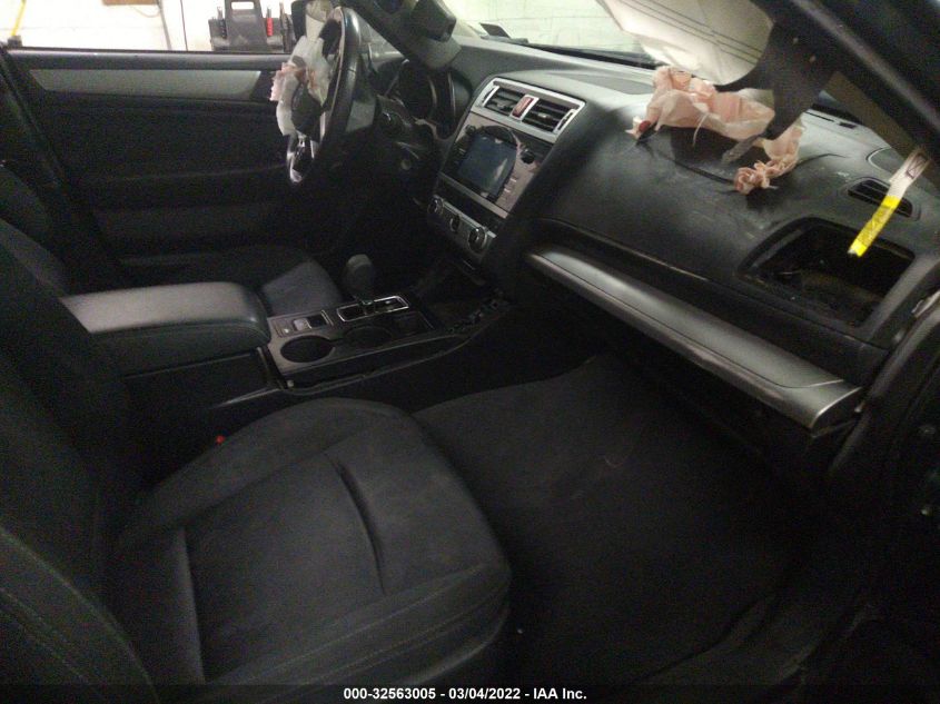 2017 SUBARU LEGACY PREMIUM 4S3BNAH68H3025280