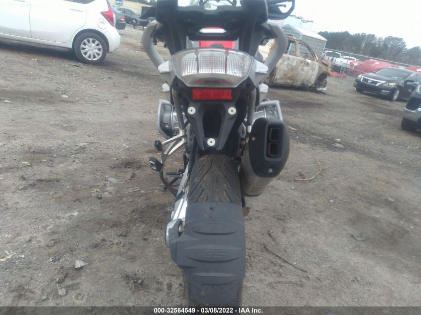 2016 BMW R1200 GS WB10A1103GZ189182
