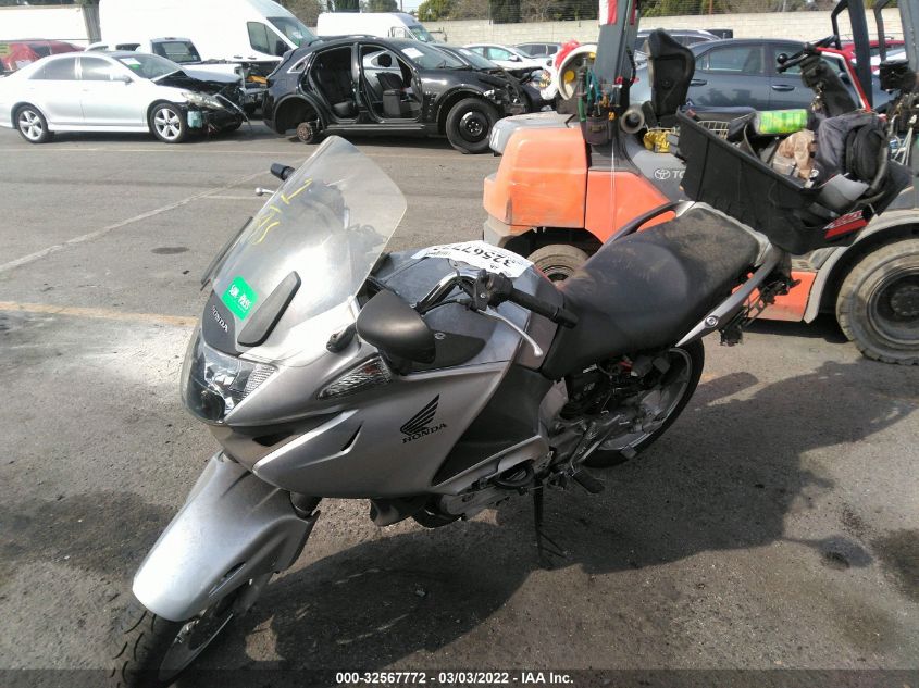 2010 HONDA NT700 V VTMRC5225AE000566