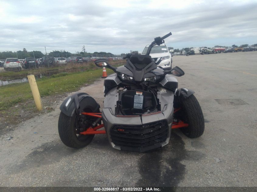 2015 CAN-AM SPYDER ROADSTER F3/F3-S 2BXRDDD22FV003437