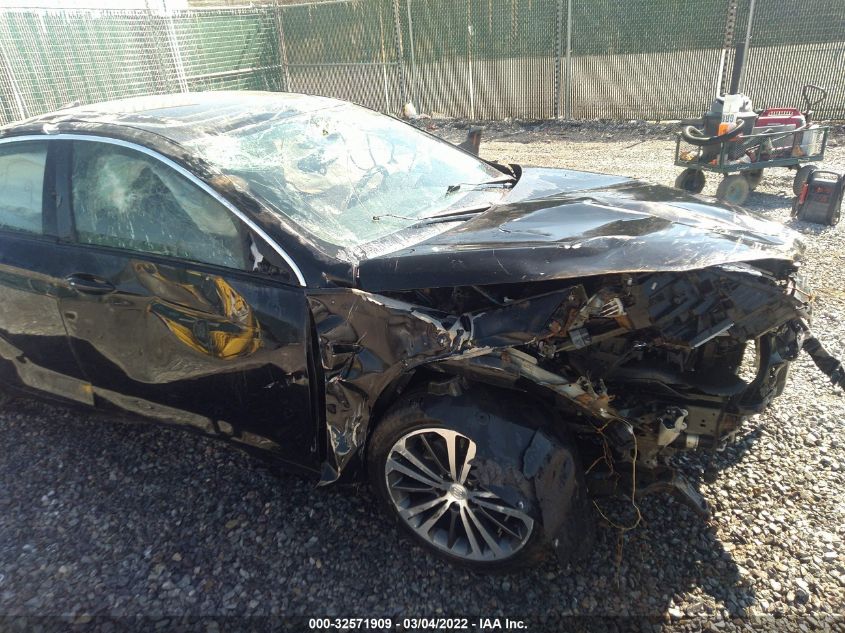 2018 BUICK REGAL SPORTBACK ESSENCE W04GR6SX8J1056470