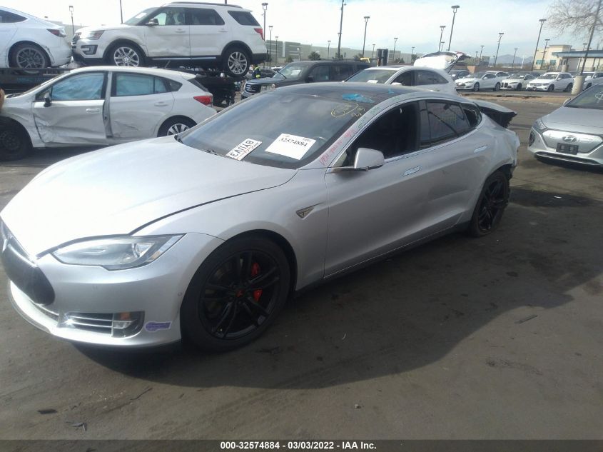 2015 TESLA MODEL S P85D 5YJSA1H40FF081644