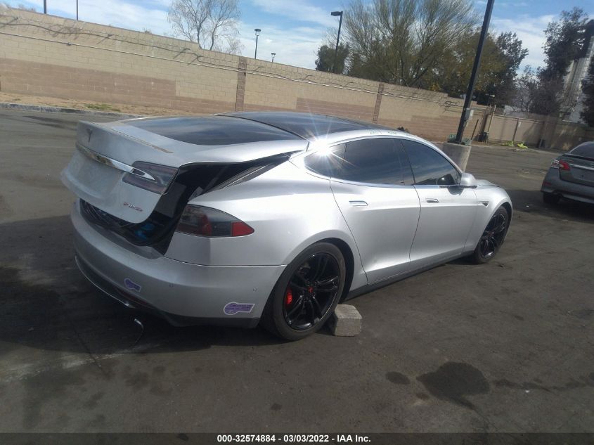 2015 TESLA MODEL S P85D 5YJSA1H40FF081644