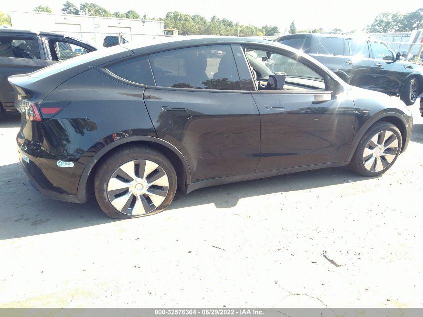 2021 TESLA MODEL Y LONG RANGE 5YJYGDEE4MF139288