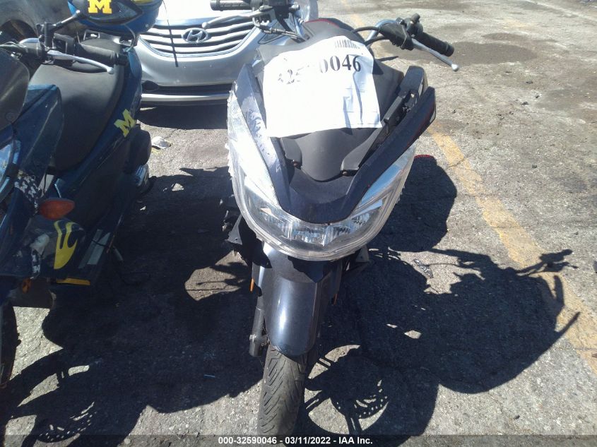 2018 HONDA PCX 150 RLHKF1807JY301868