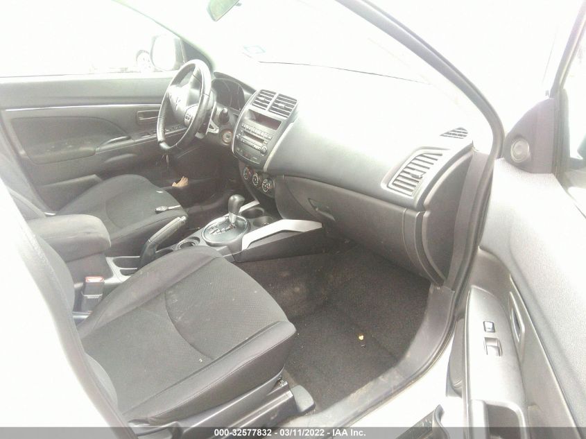 2013 MITSUBISHI OUTLANDER SPORT ES 4A4AP3AU8DE024860