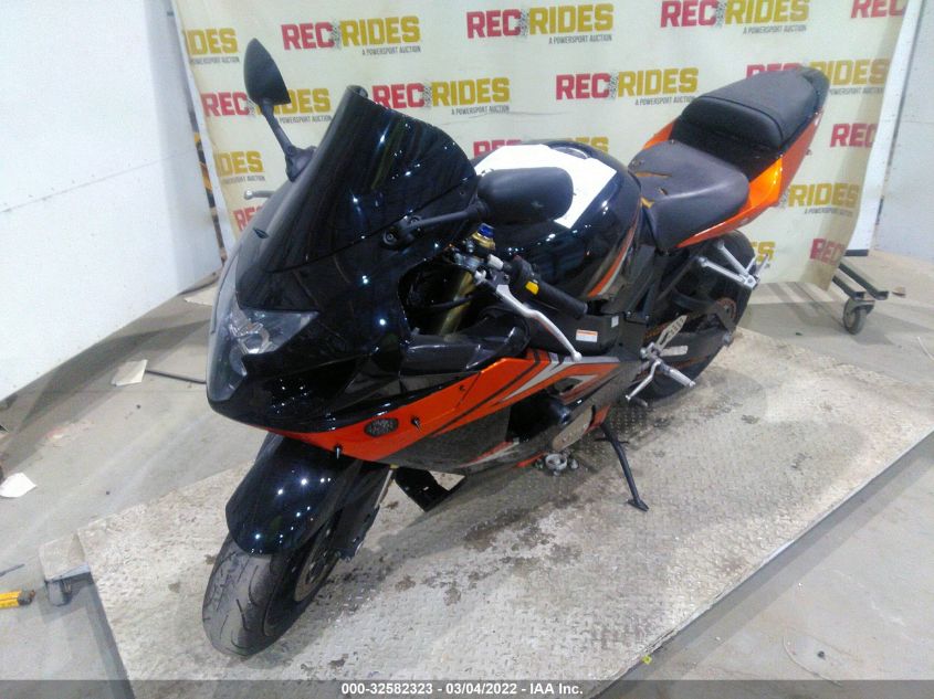 2004 SUZUKI GSX-R750 K JS1GR7JA142106255