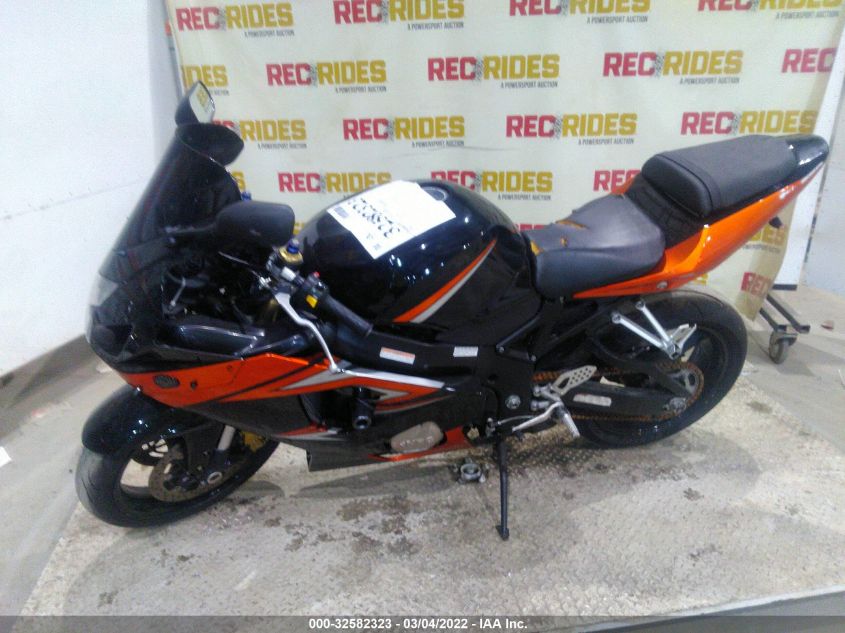 2004 SUZUKI GSX-R750 K JS1GR7JA142106255