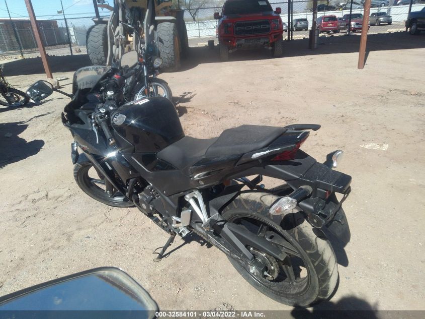 2016 HONDA CBR300 R MLHNC5104G5200107