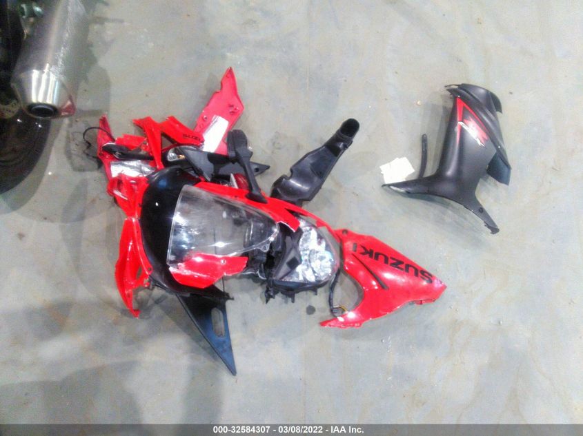 2016 SUZUKI GSX-R600 JS1GN7FA4G2100832