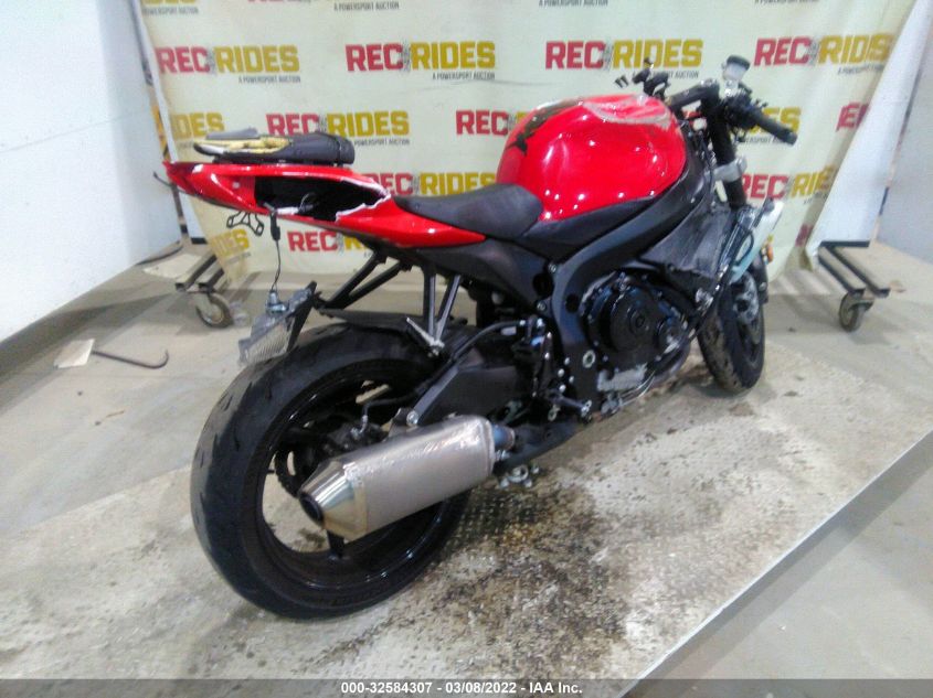 2016 SUZUKI GSX-R600 JS1GN7FA4G2100832