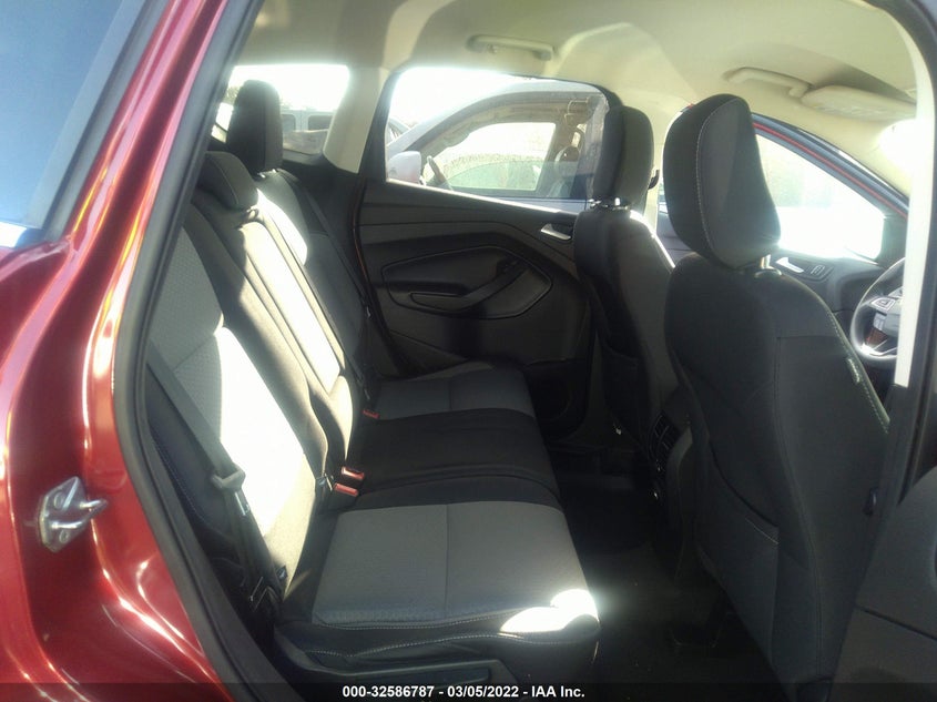 VIN 1FMCU0GD1JUD60118 2018 FORD ESCAPE SE