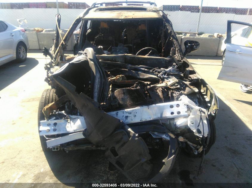 2021 TOYOTA HIGHLANDER XLE 5TDHZRAH2MS056784