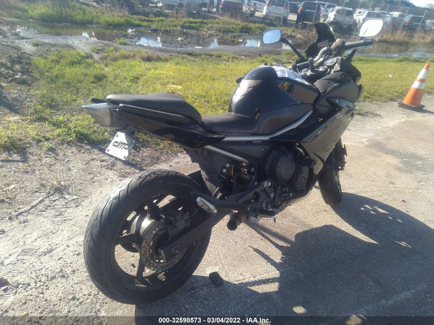 2014 YAMAHA FZ6 R JYARJ18E5EA013558