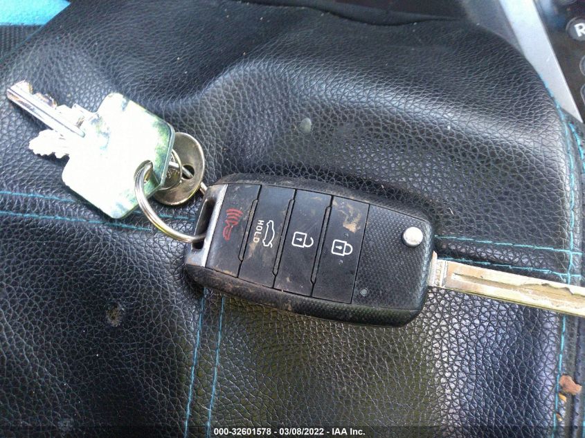 2014 KIA RIO LX KNADM4A39E6327584