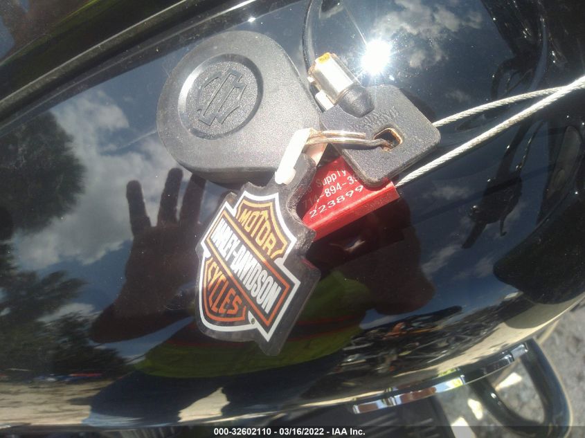 2021 HARLEY-DAVIDSON FLTRXS 1HD1KTP16MB658185