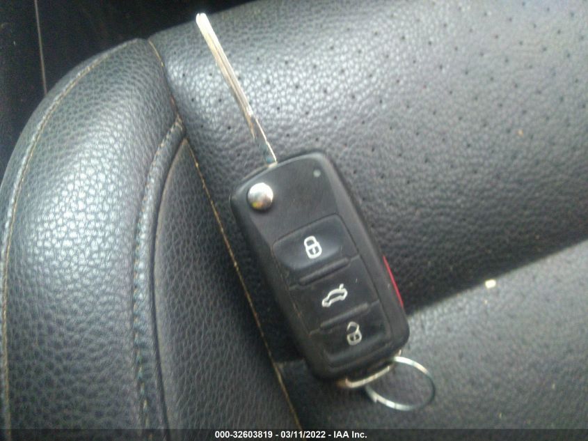 2015 VOLKSWAGEN TIGUAN SE WVGAV7AX4FW041887