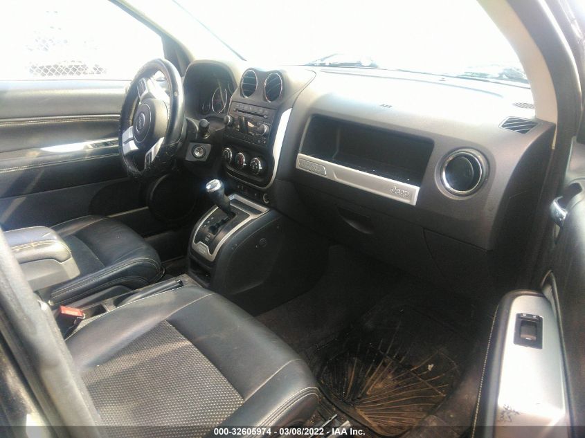 2017 JEEP COMPASS LATITUDE 1C4NJCEB8HD182128