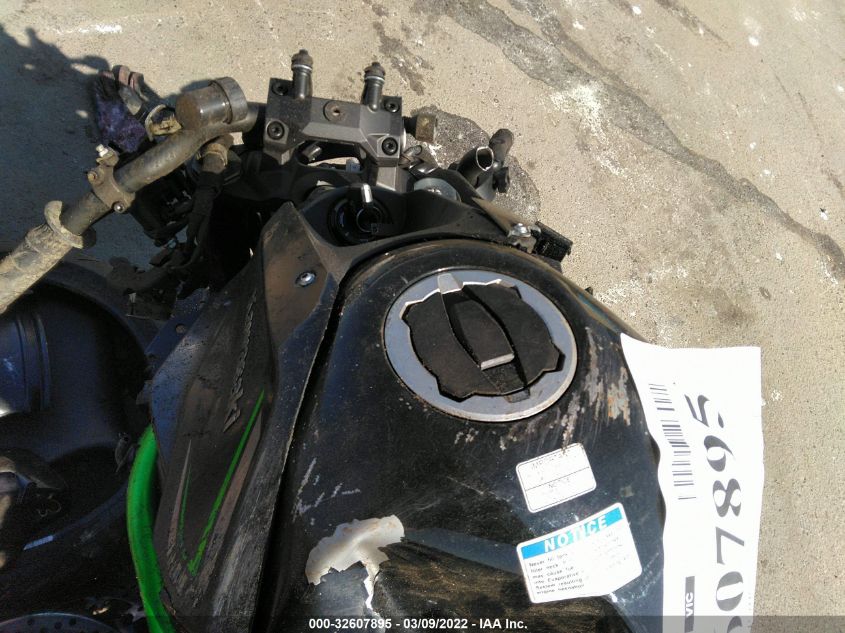 2020 KAWASAKI ZR1000 K - JKAZRCK15LA002338