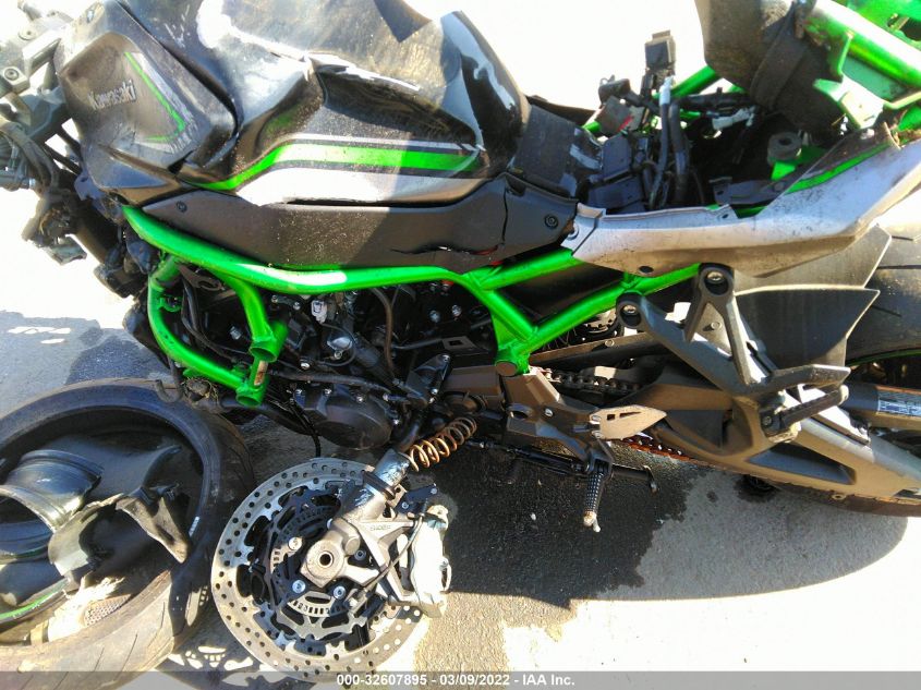 2020 KAWASAKI ZR1000 K - JKAZRCK15LA002338
