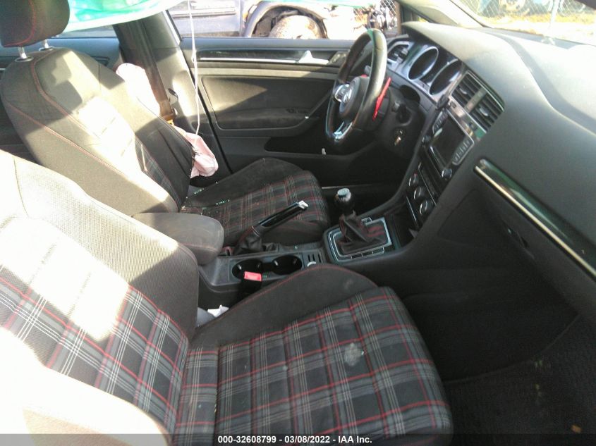 2015 VOLKSWAGEN GOLF GTI S 3VW4T7AUXFM006233
