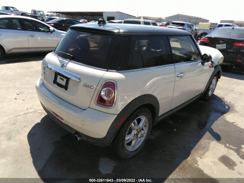 2013 MINI COOPER HARDTOP WMWSU3C58DT547881