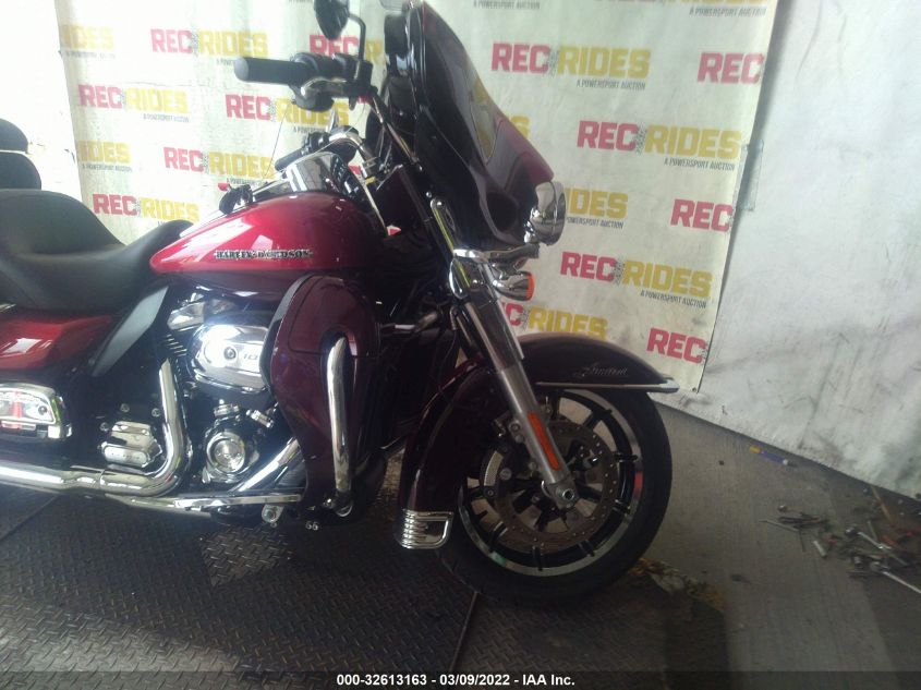 2018 HARLEY-DAVIDSON FLHTK ULTRA LIMITED 1HD1KED12JB641704