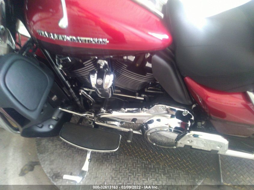 2018 HARLEY-DAVIDSON FLHTK ULTRA LIMITED 1HD1KED12JB641704