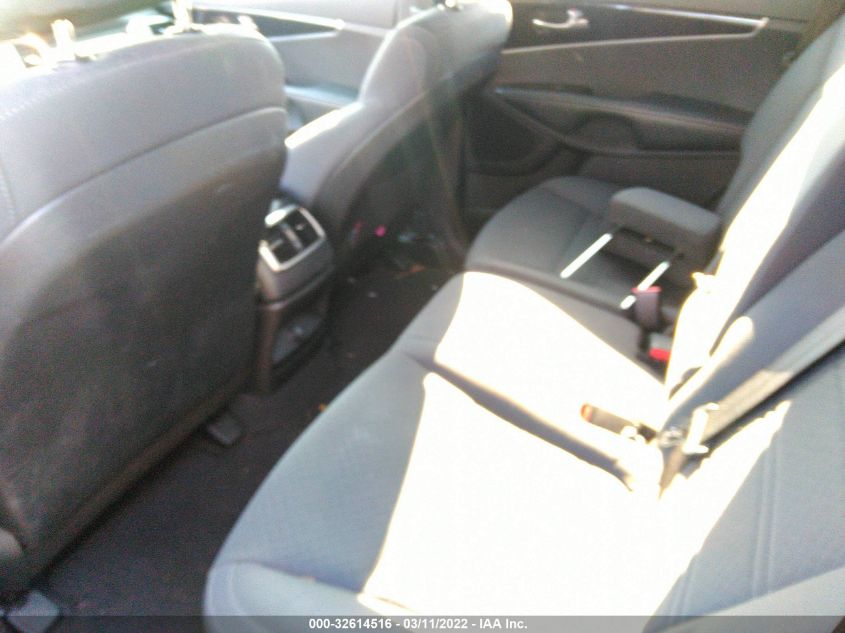 2017 KIA SORENTO L 5XYPG4A30HG235241