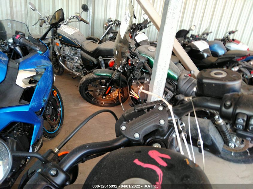 2021 HARLEY-DAVIDSON XL883 N 1HD4LE211MB418815