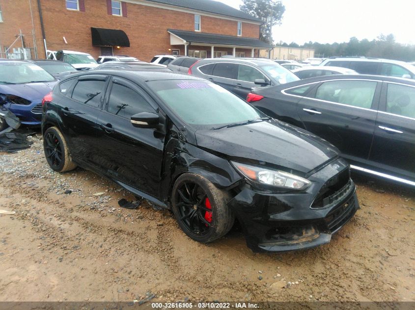 1FADP3L94JL232289 2018 FORD FOCUS, photo no. 1