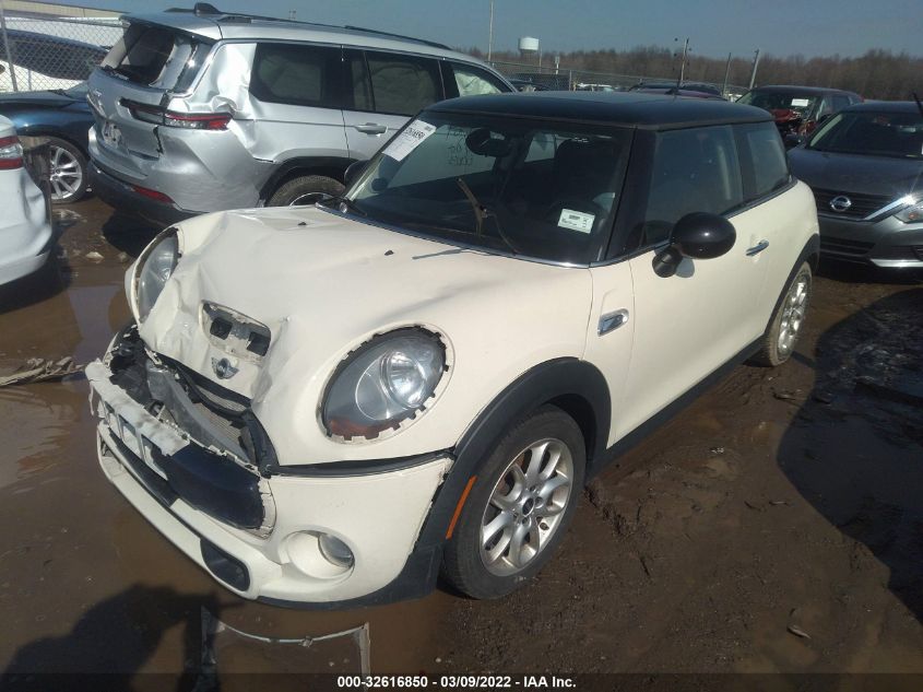 2015 MINI COOPER HARDTOP S WMWXP7C53F2A35333