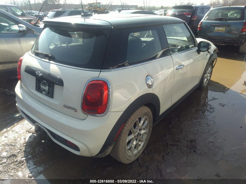 2015 MINI COOPER HARDTOP S WMWXP7C53F2A35333
