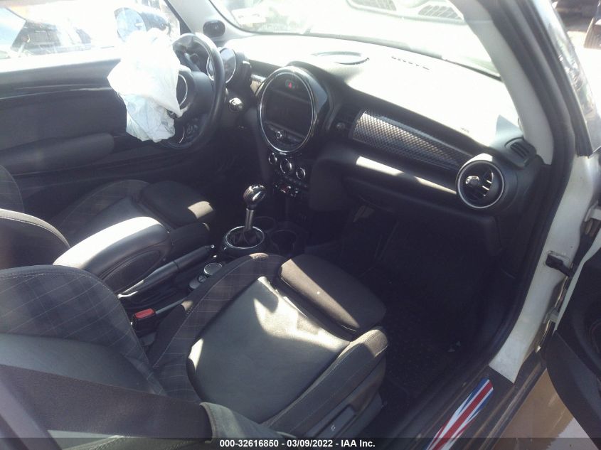 2015 MINI COOPER HARDTOP S WMWXP7C53F2A35333