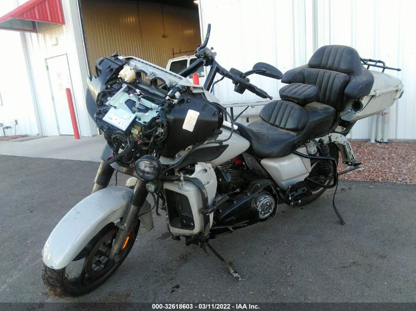 2020 HARLEY-DAVIDSON FLHTKSE 1HD1TEH10LB955345
